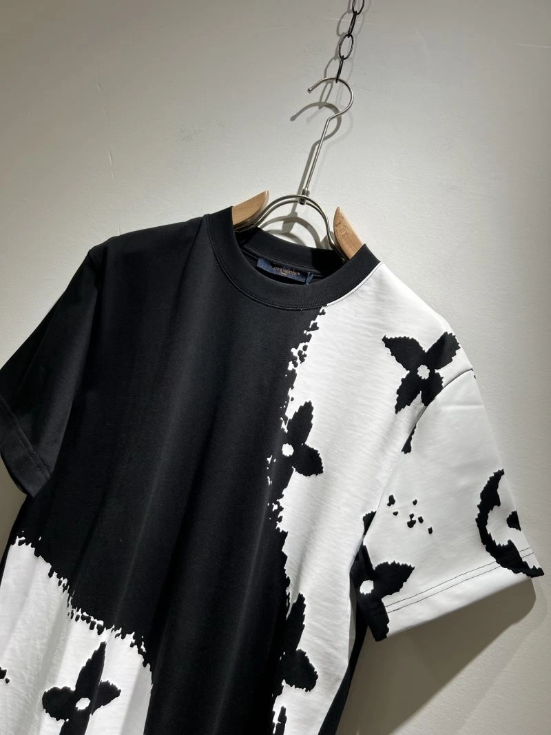 WrinkleFree Louis Vuitton T-Shirts 134339