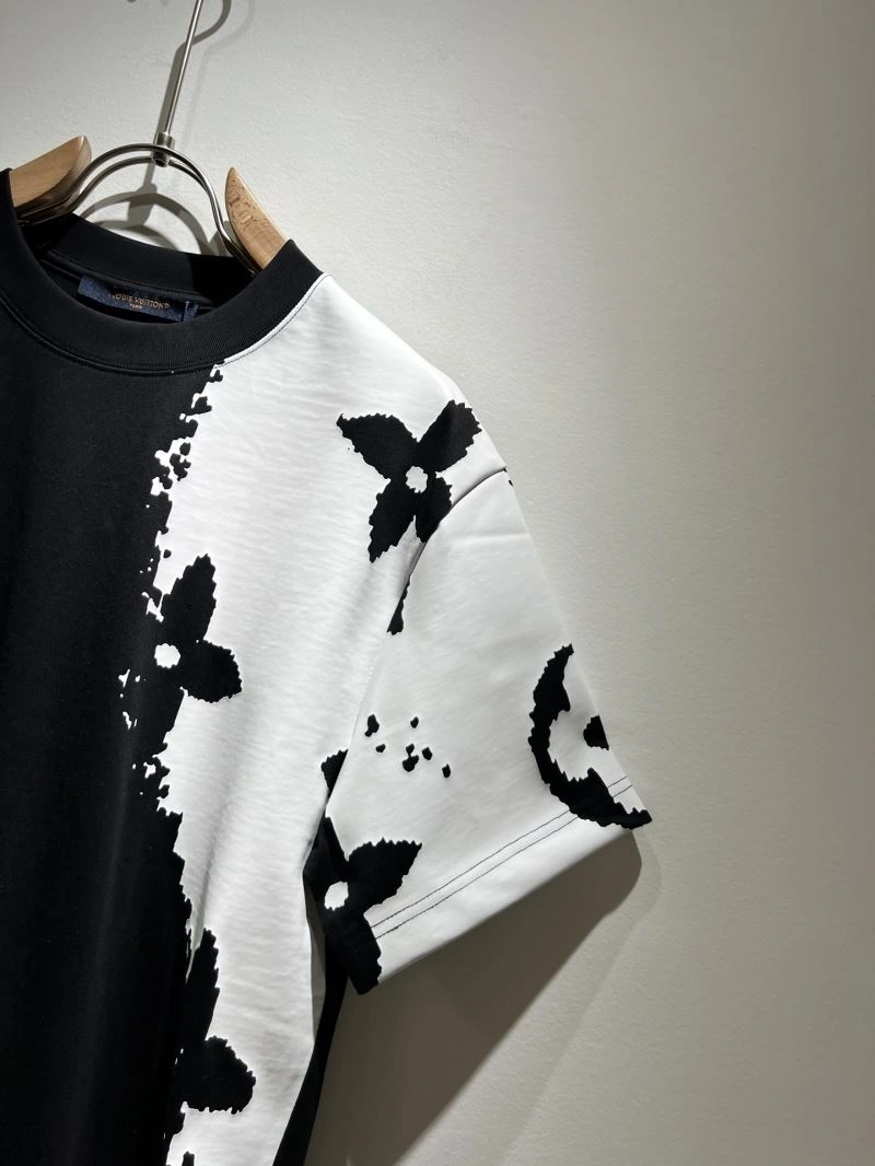 WrinkleFree Louis Vuitton T-Shirts 134339