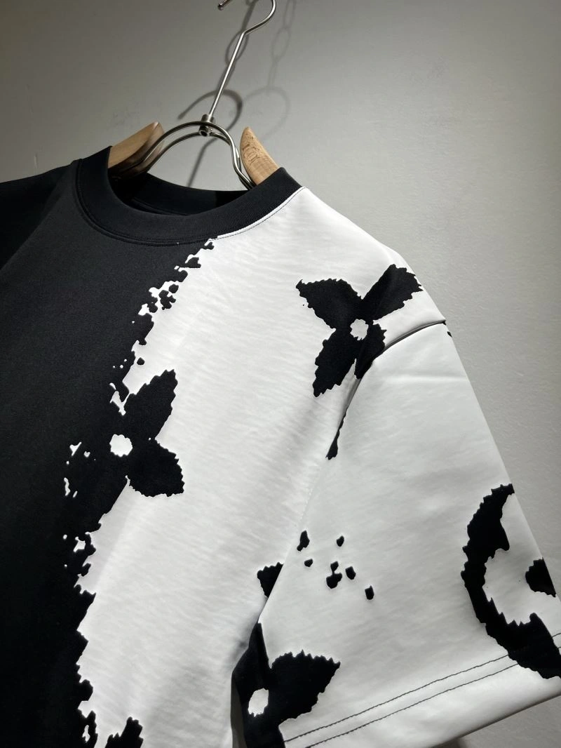 WrinkleFree Louis Vuitton T-Shirts 134339