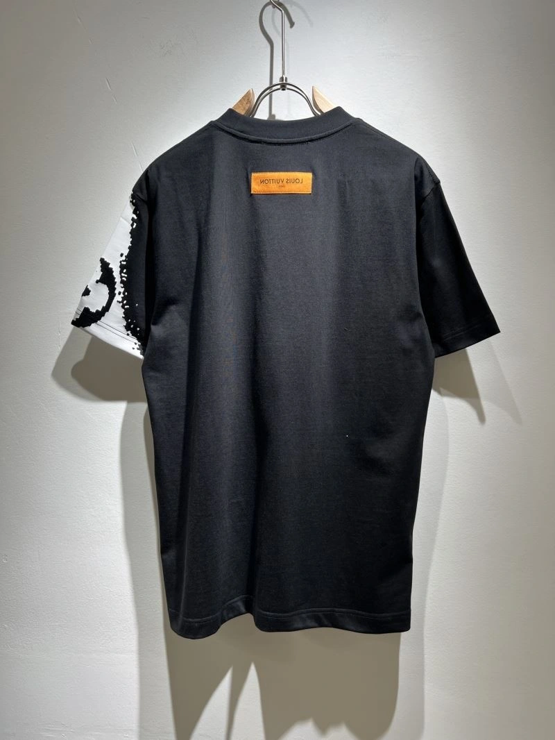 WrinkleFree Louis Vuitton T-Shirts 134339