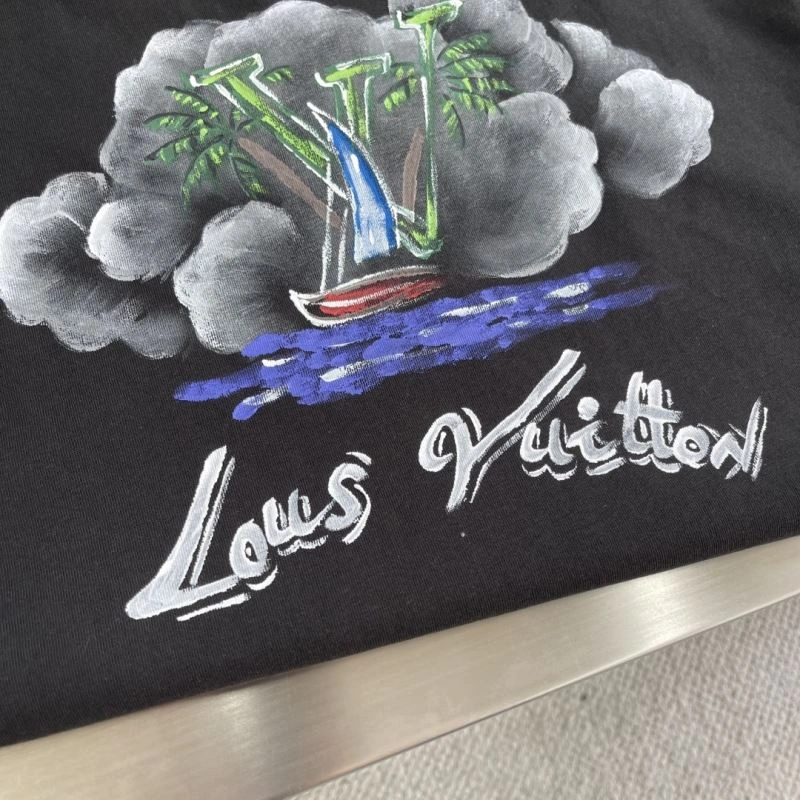 Stylish Louis Vuitton T-Shirts 134329