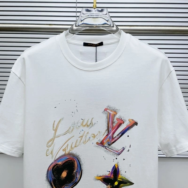 Louis Vuitton T-Shirts Soft 134331