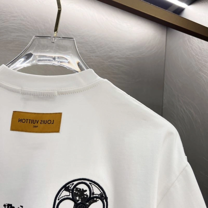 Louis Vuitton T-Shirts Unisex 134328