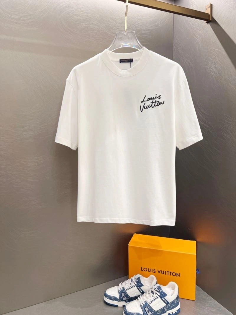 Louis Vuitton T-Shirts Unisex 134328