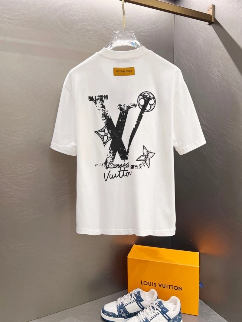 Louis Vuitton T-Shirts Unisex 134328