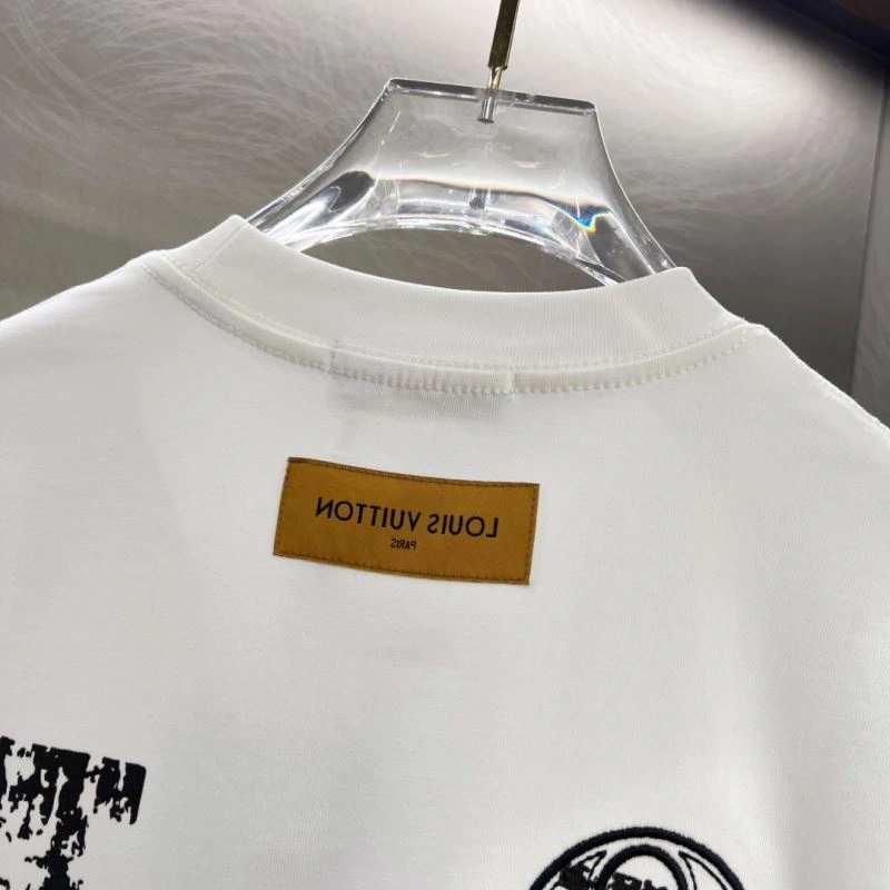 Louis Vuitton T-Shirts Unisex 134328