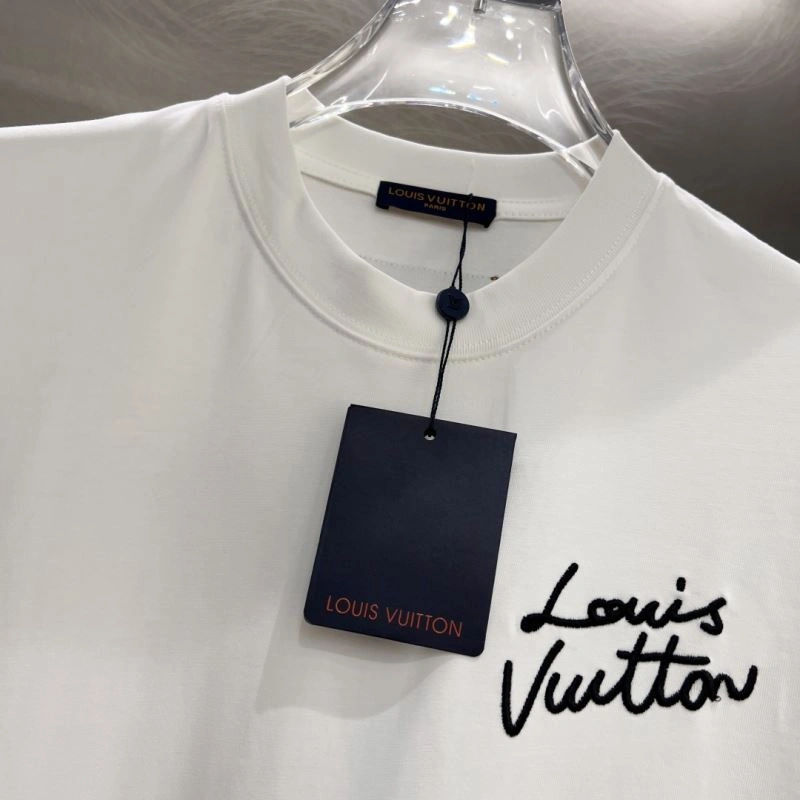 Louis Vuitton T-Shirts Unisex 134328