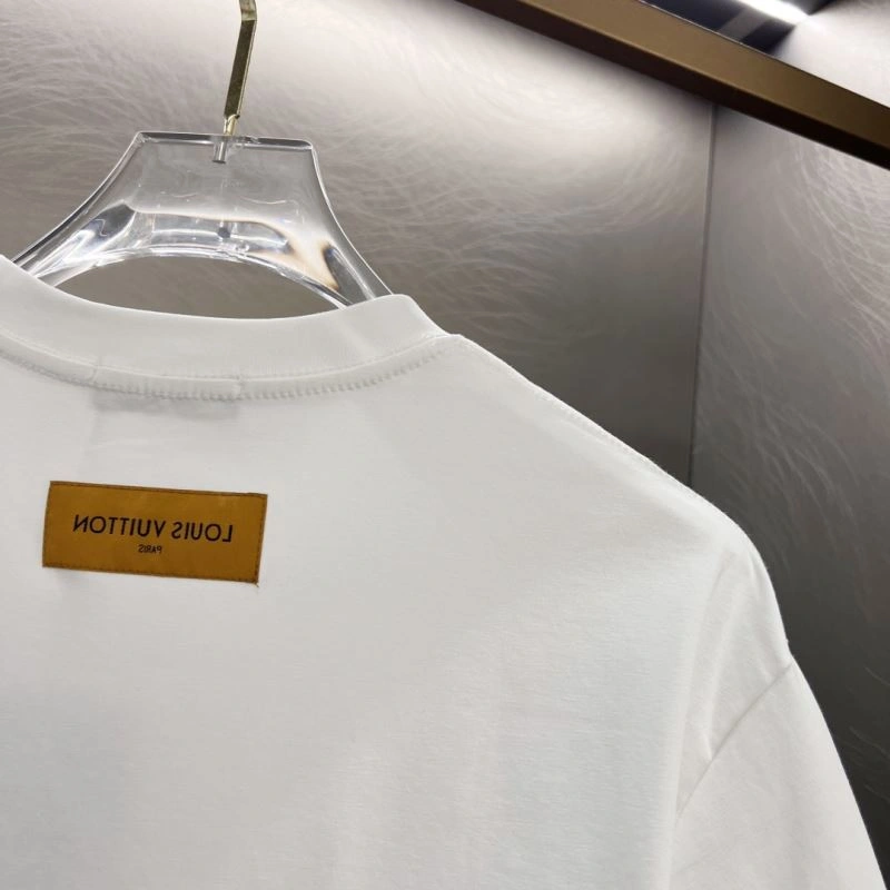 MultiPurpose Louis Vuitton T-Shirts 134314