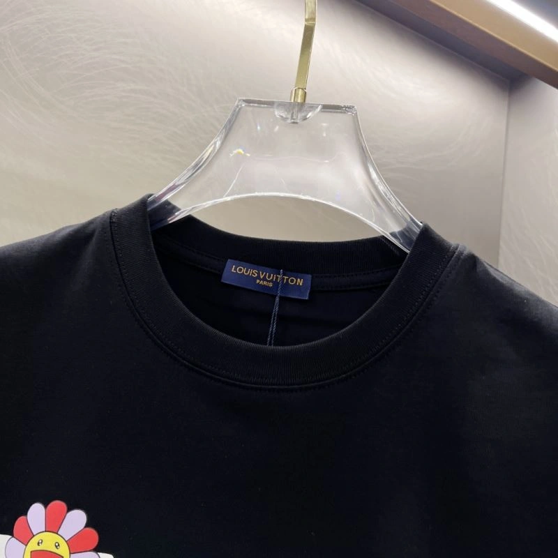 ComfortFit Louis Vuitton T-Shirts 134320