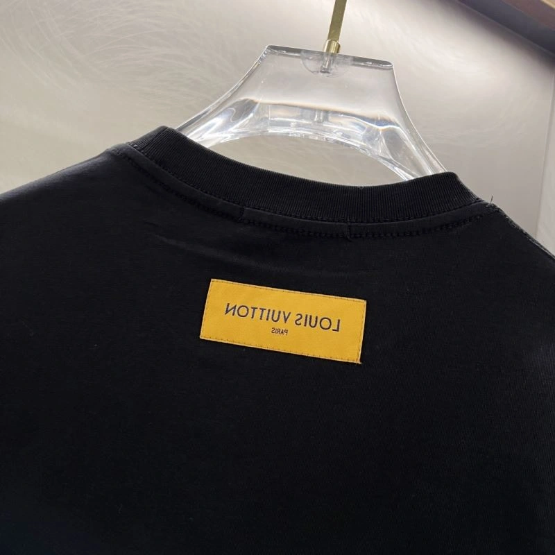 ComfortFit Louis Vuitton T-Shirts 134320