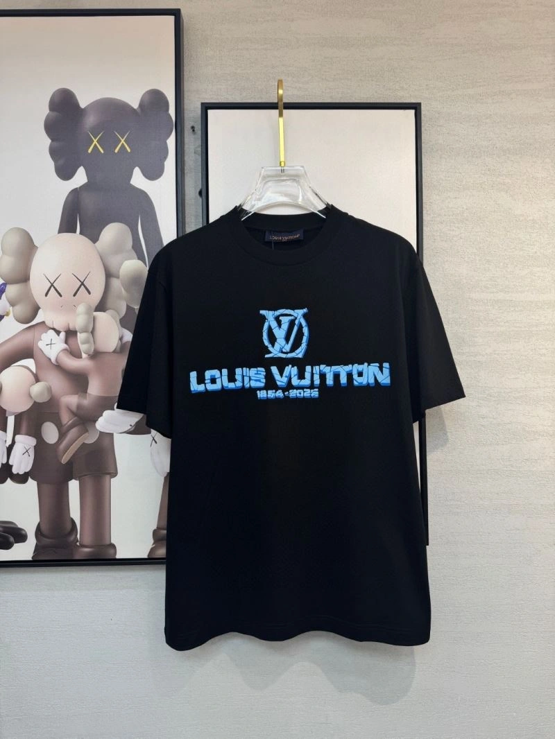 Louis Vuitton T-Shirts Breathable 134310