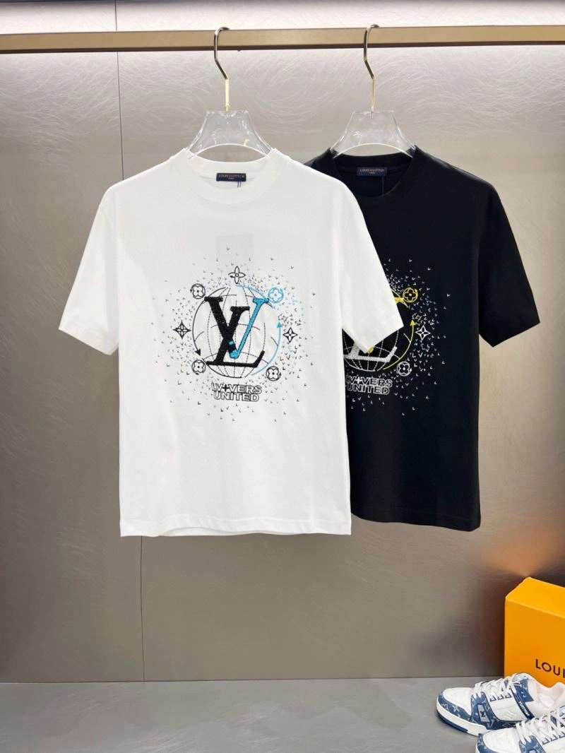 Louis Vuitton T-Shirts Comfortable 134325