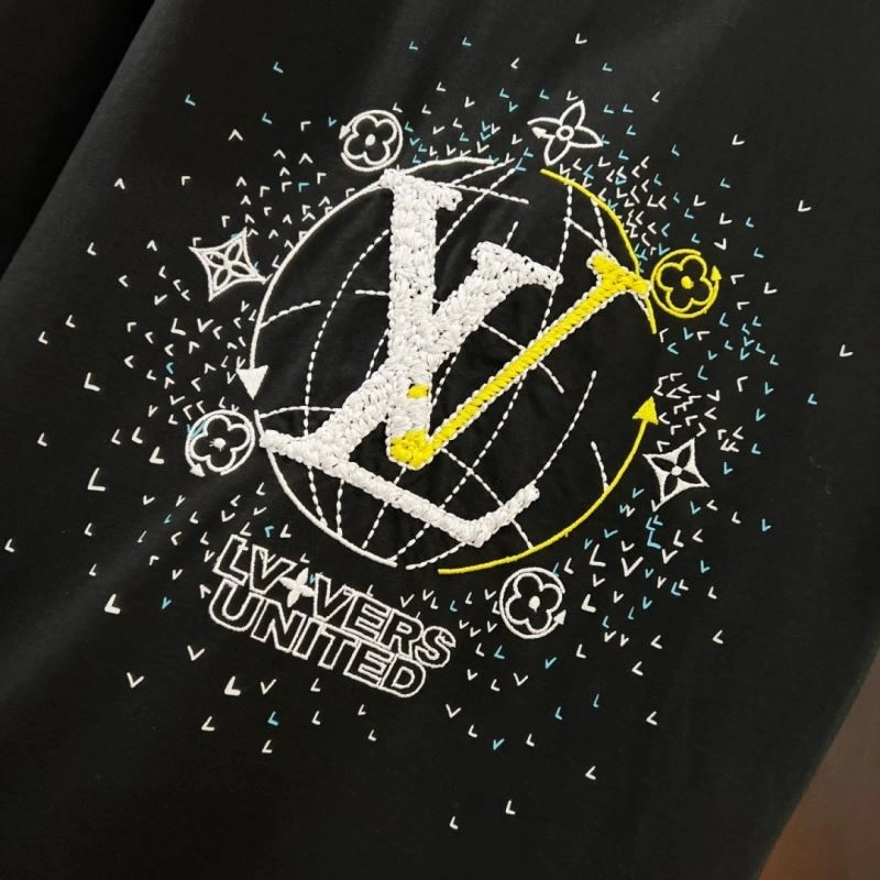 Louis Vuitton T-Shirts Comfortable 134325