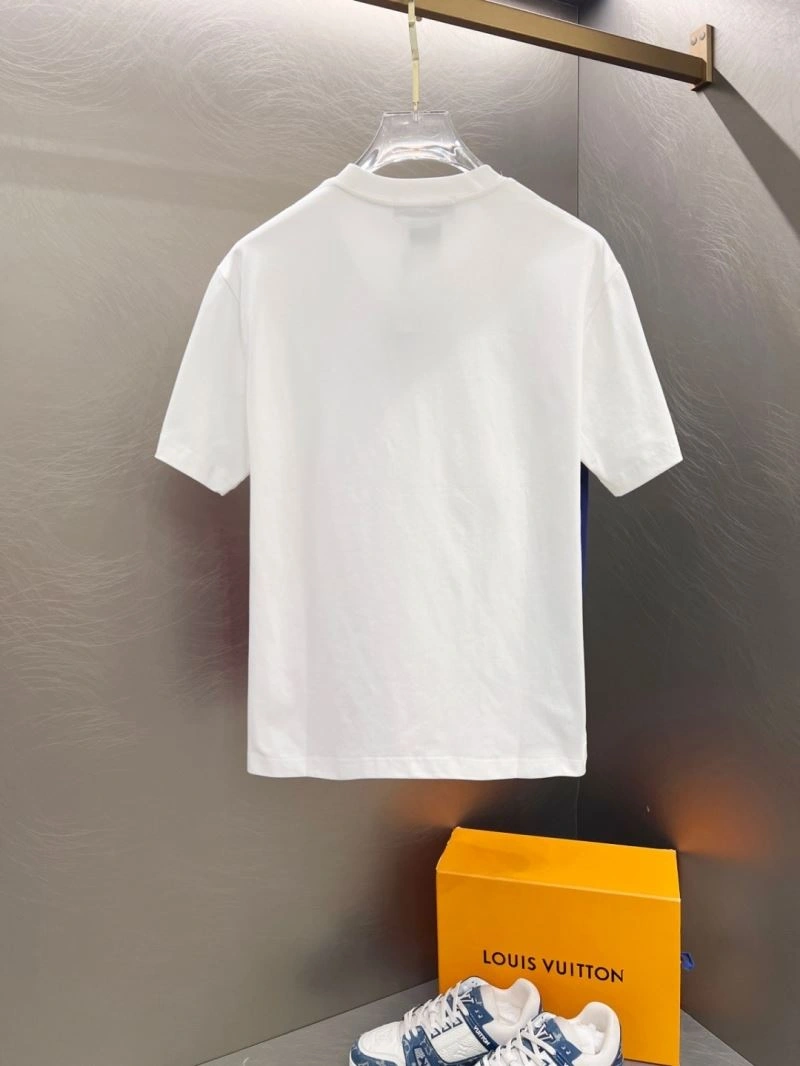Comfortable Louis Vuitton T-Shirts 134324
