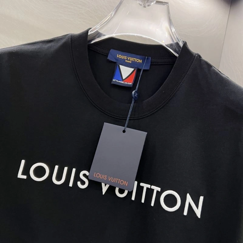 Comfortable Louis Vuitton T-Shirts 134319