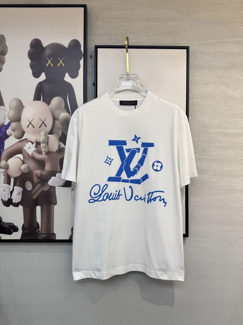 Louis Vuitton T-Shirts Sophisticated 134304