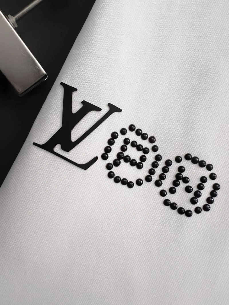Louis Vuitton T-Shirts Seasonal 134309