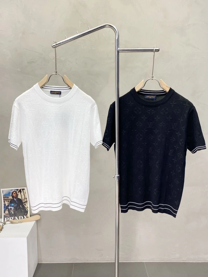 Sustainable Louis Vuitton T-Shirts 134323