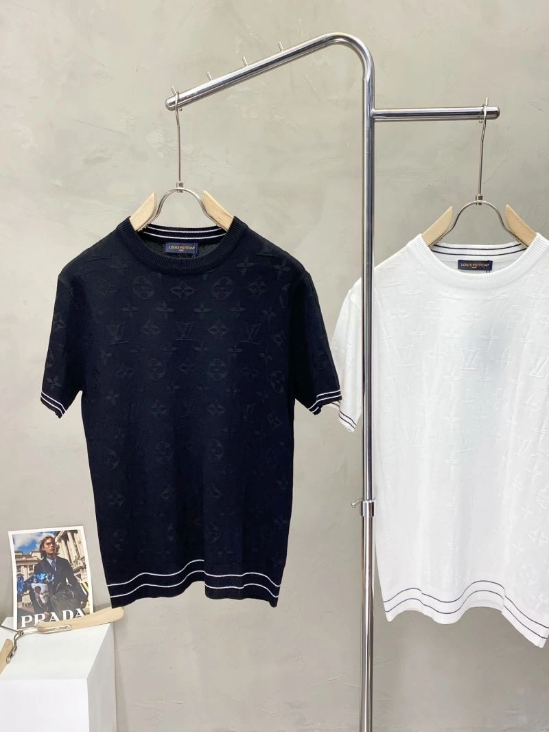 Sustainable Louis Vuitton T-Shirts 134323