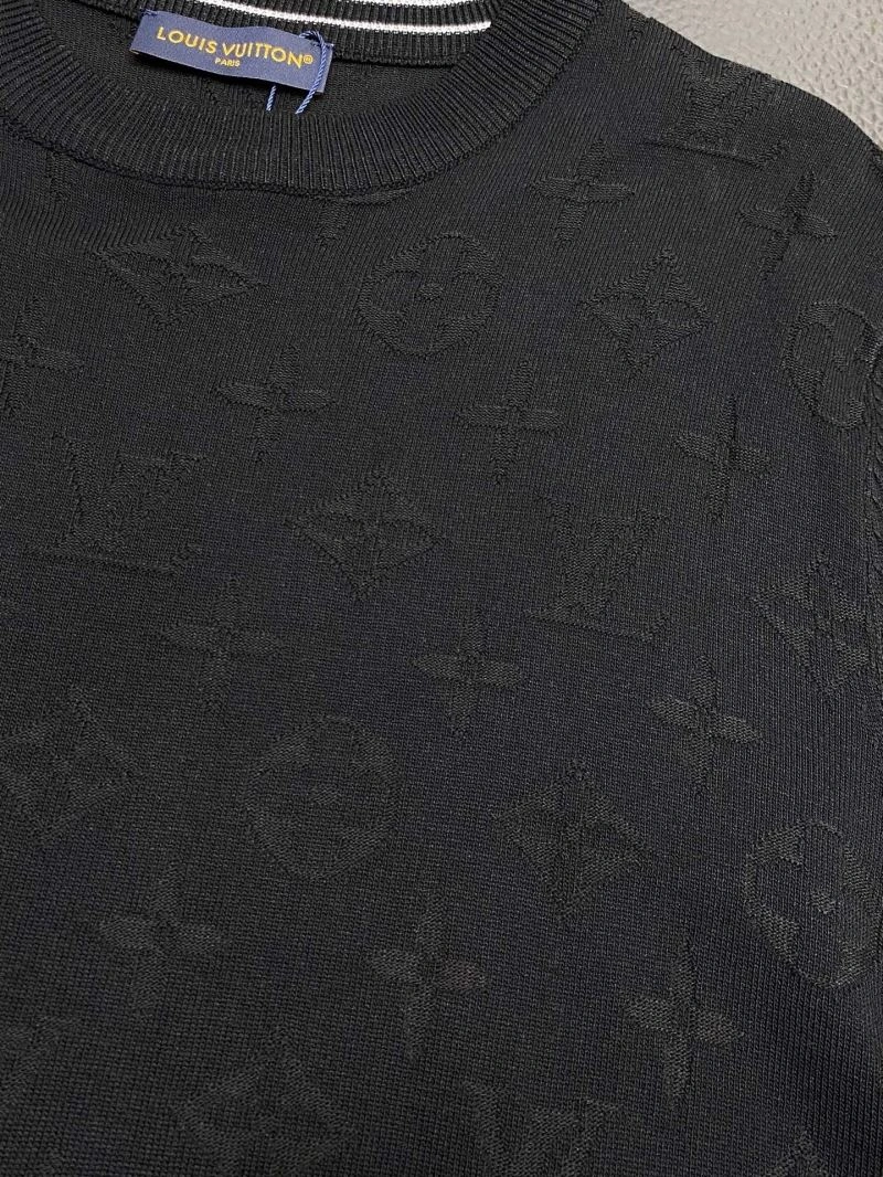 Sustainable Louis Vuitton T-Shirts 134323