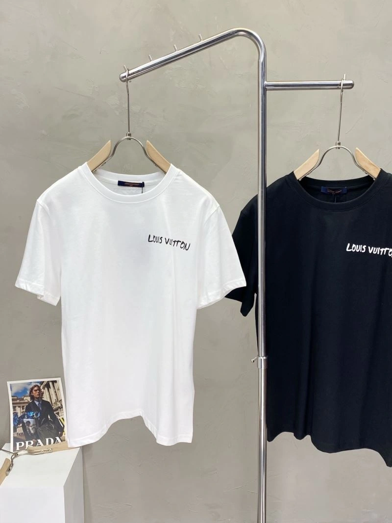 Louis Vuitton T-Shirts Lightweight 134322