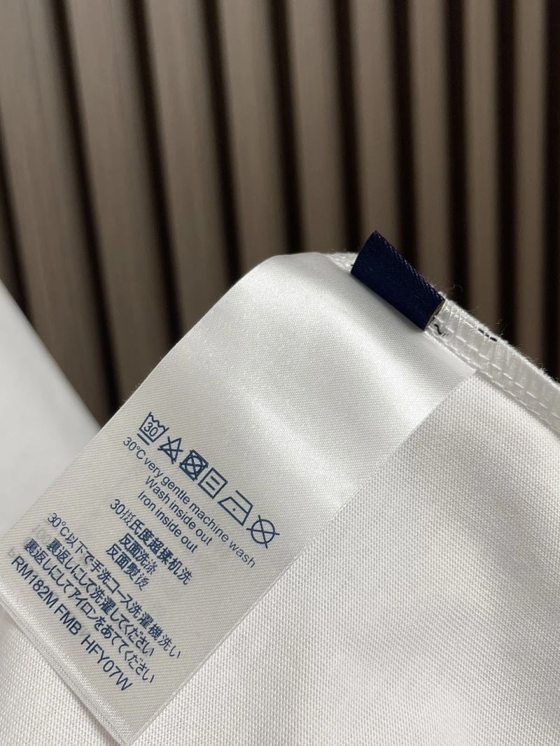 Louis Vuitton T-Shirts Breathable 134300