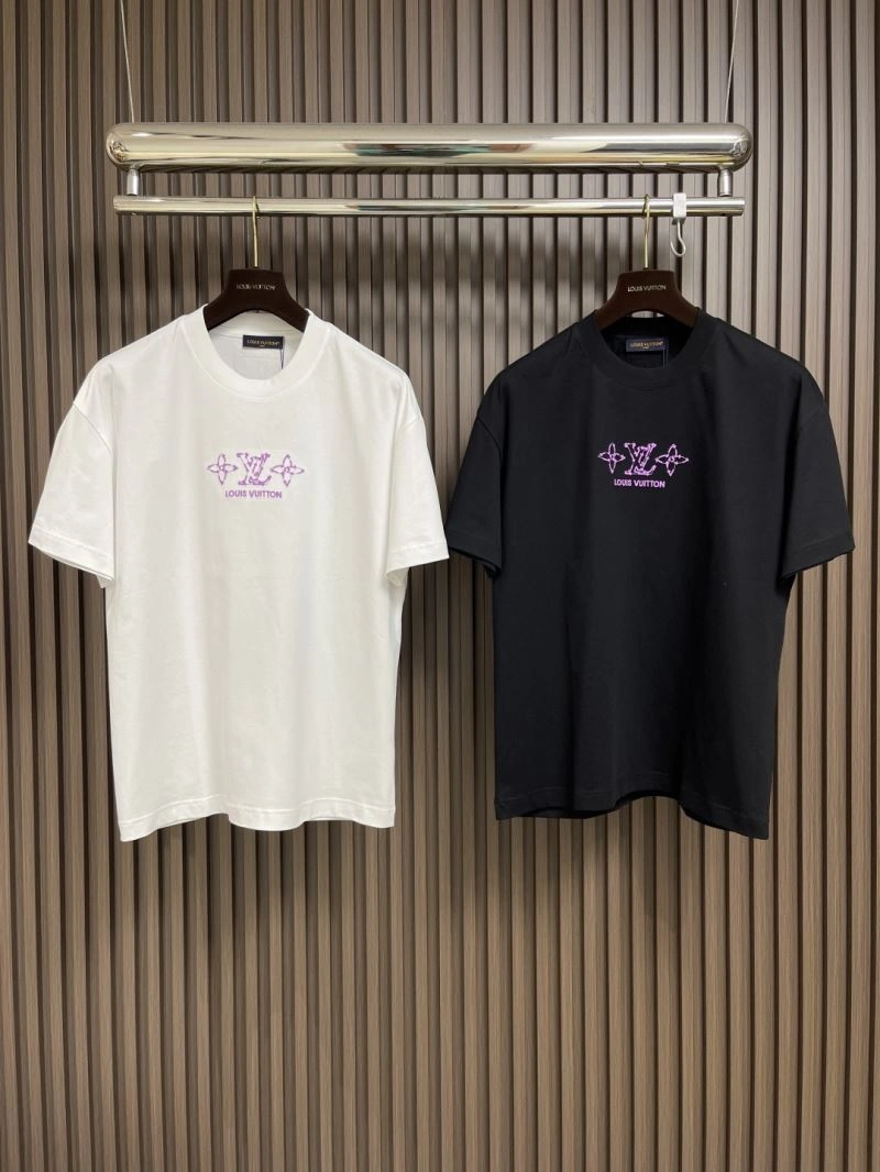RelaxedFit Louis Vuitton T-Shirts 134298