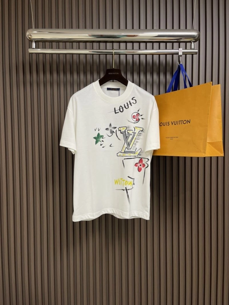 Louis Vuitton T-Shirts NewStyle 134311