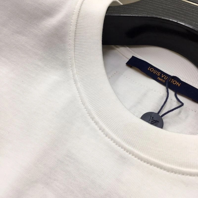 Stretchable Louis Vuitton T-Shirts 134306