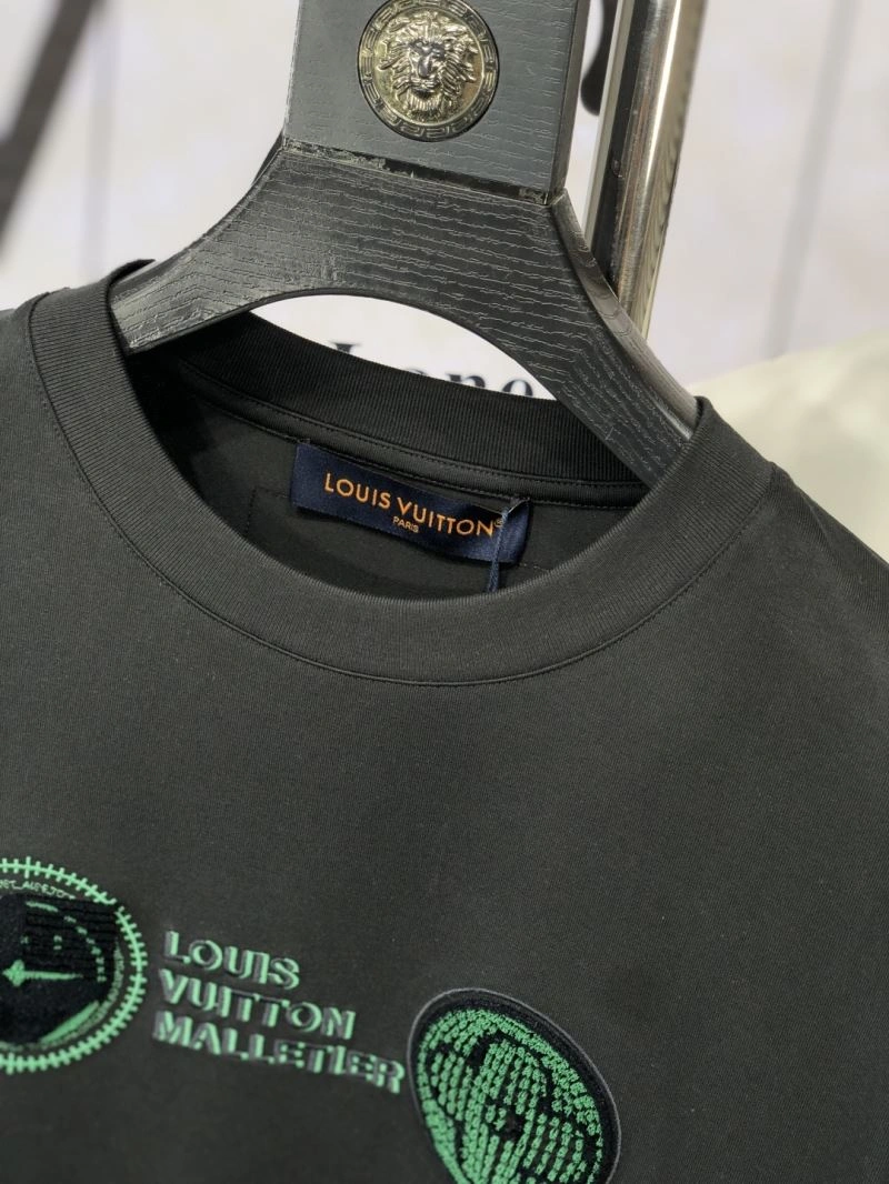 FashionForward Louis Vuitton T-Shirts 134305