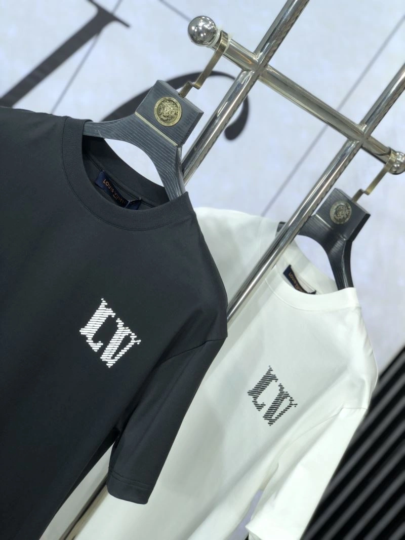 Durable Louis Vuitton T-Shirts 134312