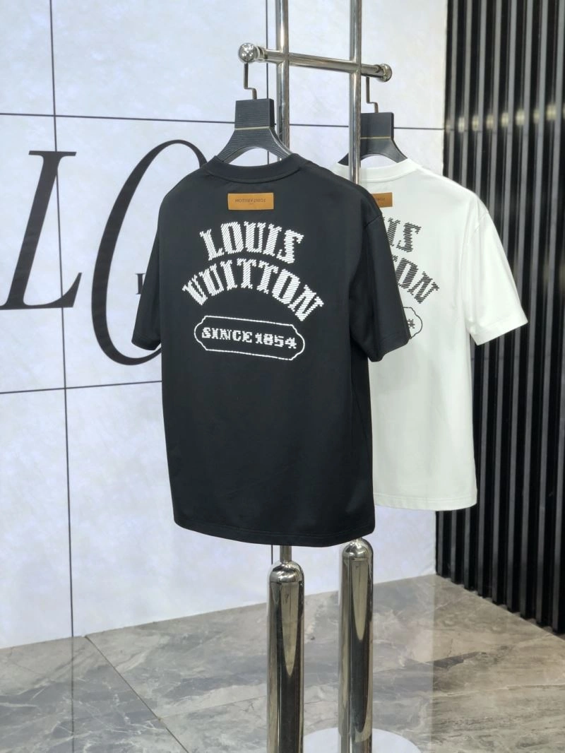 Durable Louis Vuitton T-Shirts 134312