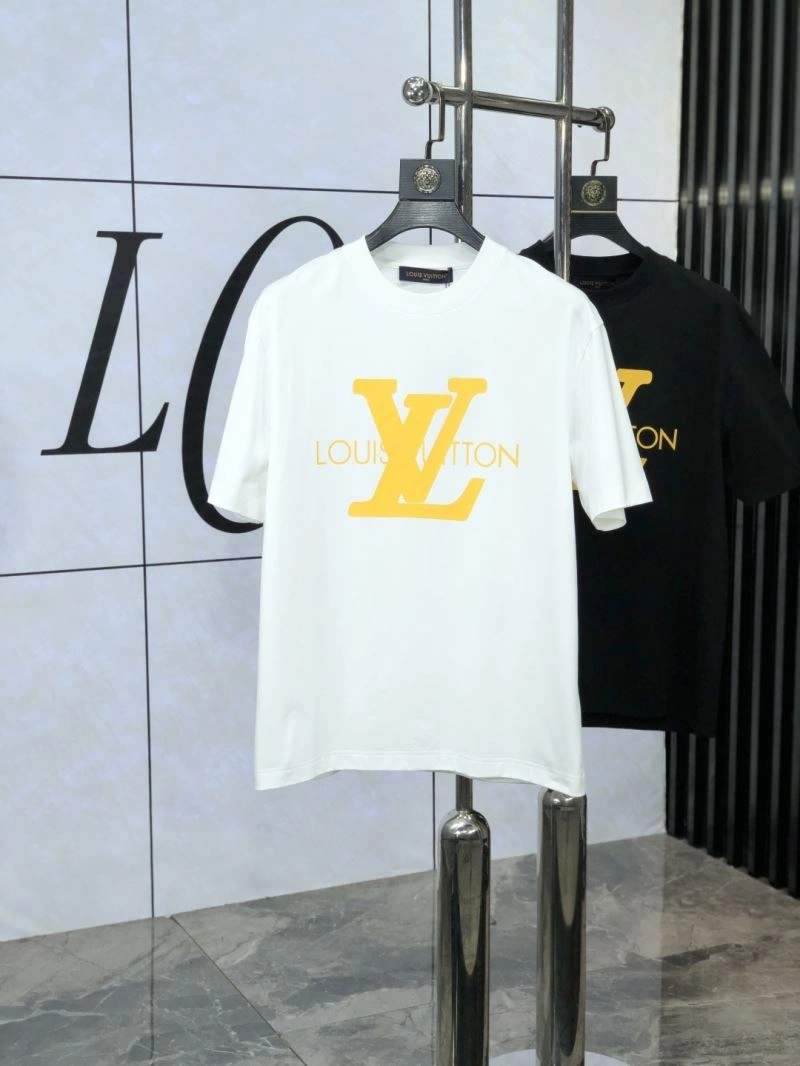 Trendsetting Louis Vuitton T-Shirts 134295