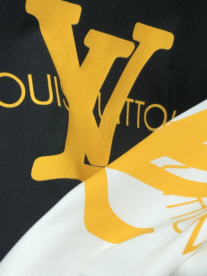Trendsetting Louis Vuitton T-Shirts 134295