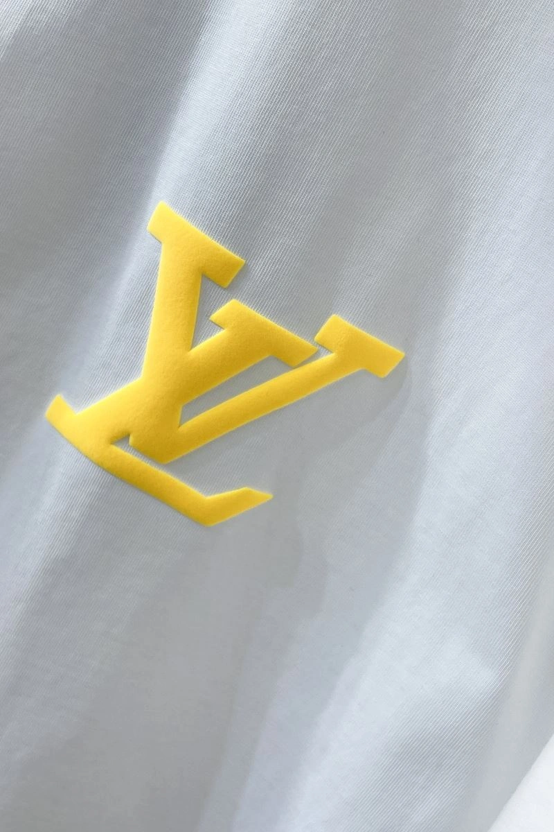 Louis Vuitton T-Shirts Trendsetting 134299