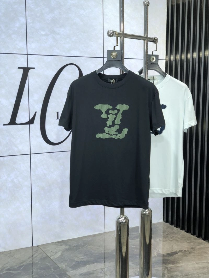 Louis Vuitton T-Shirts WeatherProof 134289