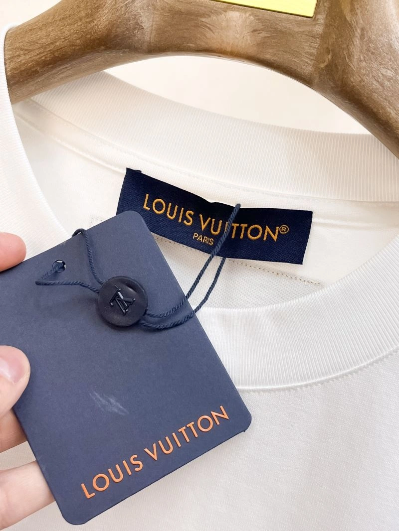 FashionForward Louis Vuitton T-Shirts 134286
