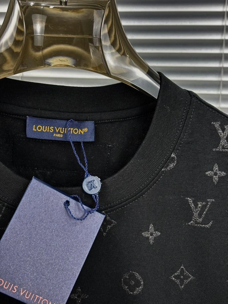 Louis Vuitton T-Shirts Premium 134284