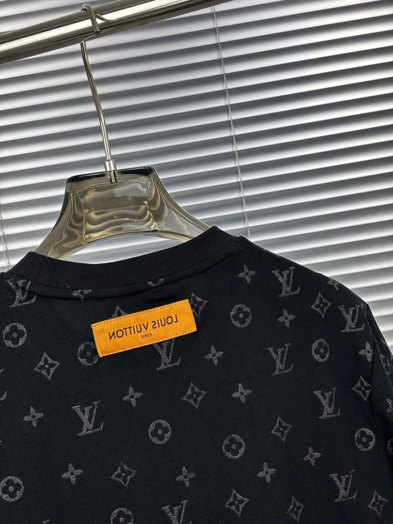 Louis Vuitton T-Shirts Premium 134284