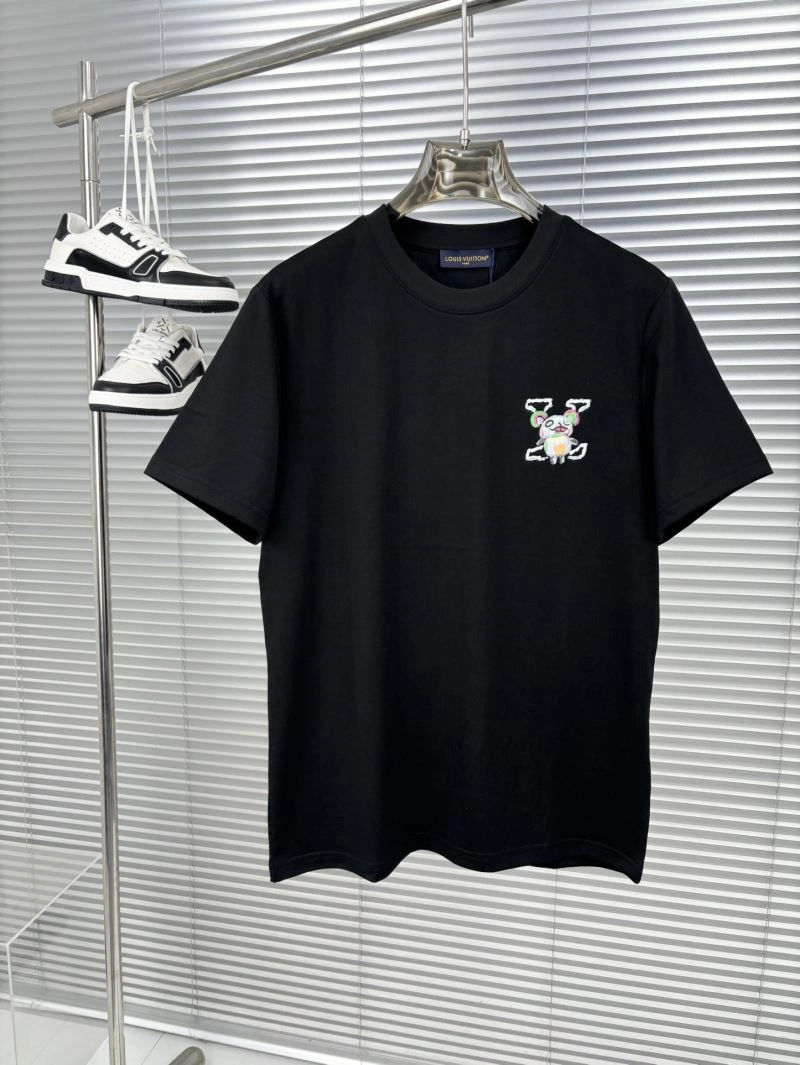 Seasonal Louis Vuitton T-Shirts 134269