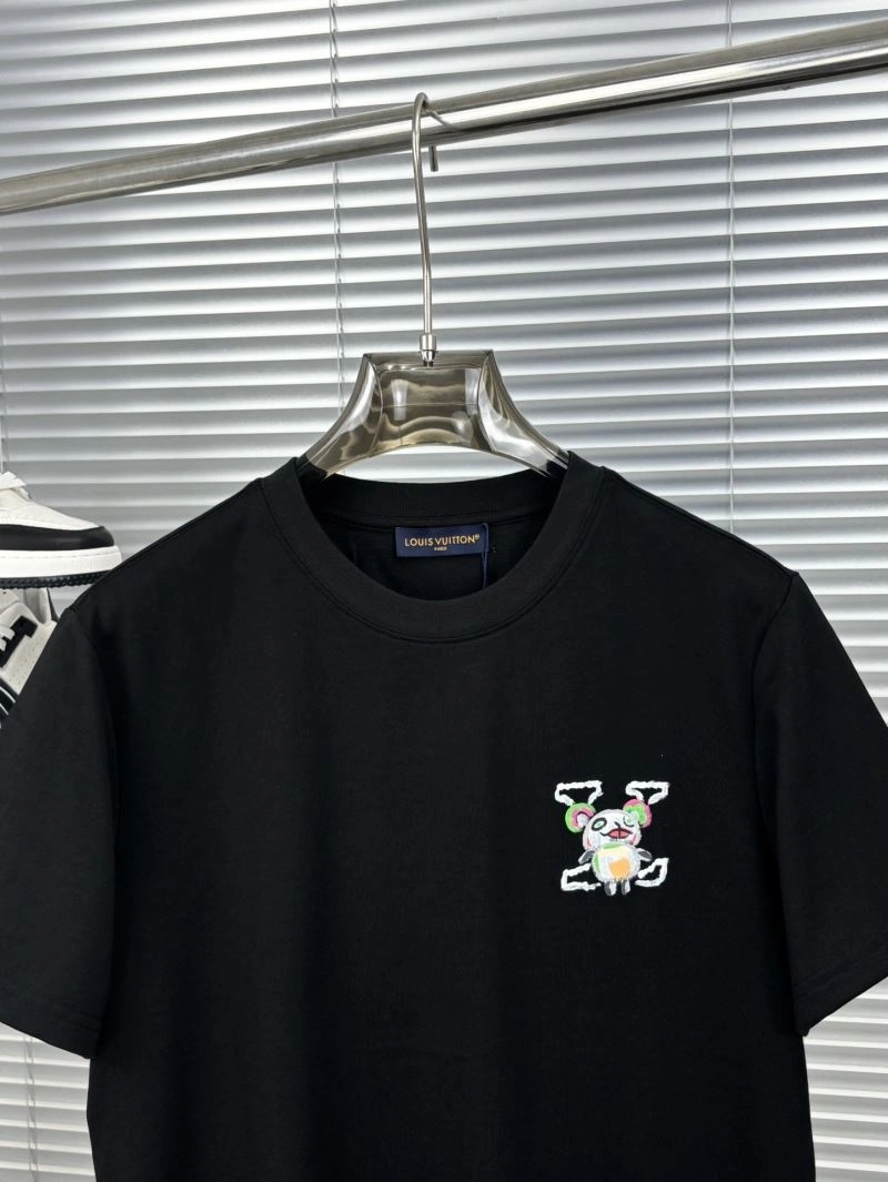 Seasonal Louis Vuitton T-Shirts 134269
