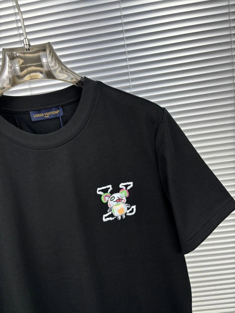 Seasonal Louis Vuitton T-Shirts 134269