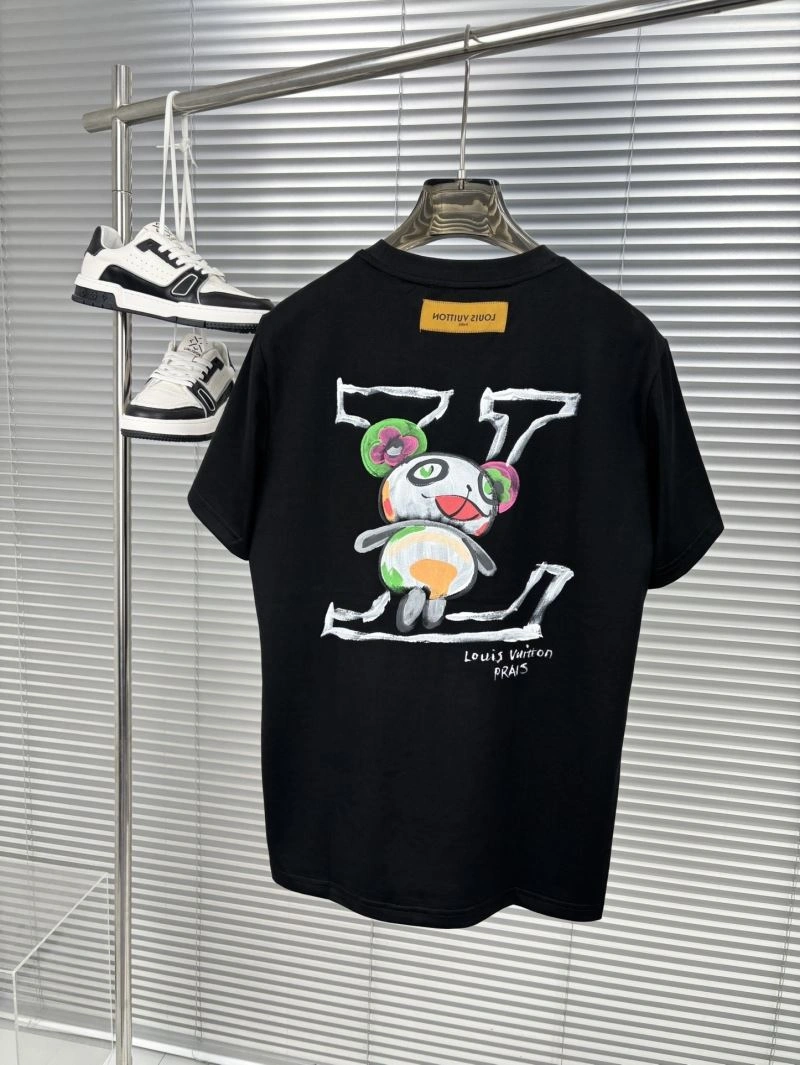 Seasonal Louis Vuitton T-Shirts 134269