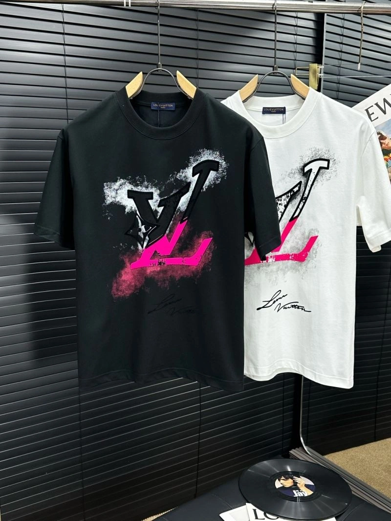 SmoothTexture Louis Vuitton T-Shirts 134273