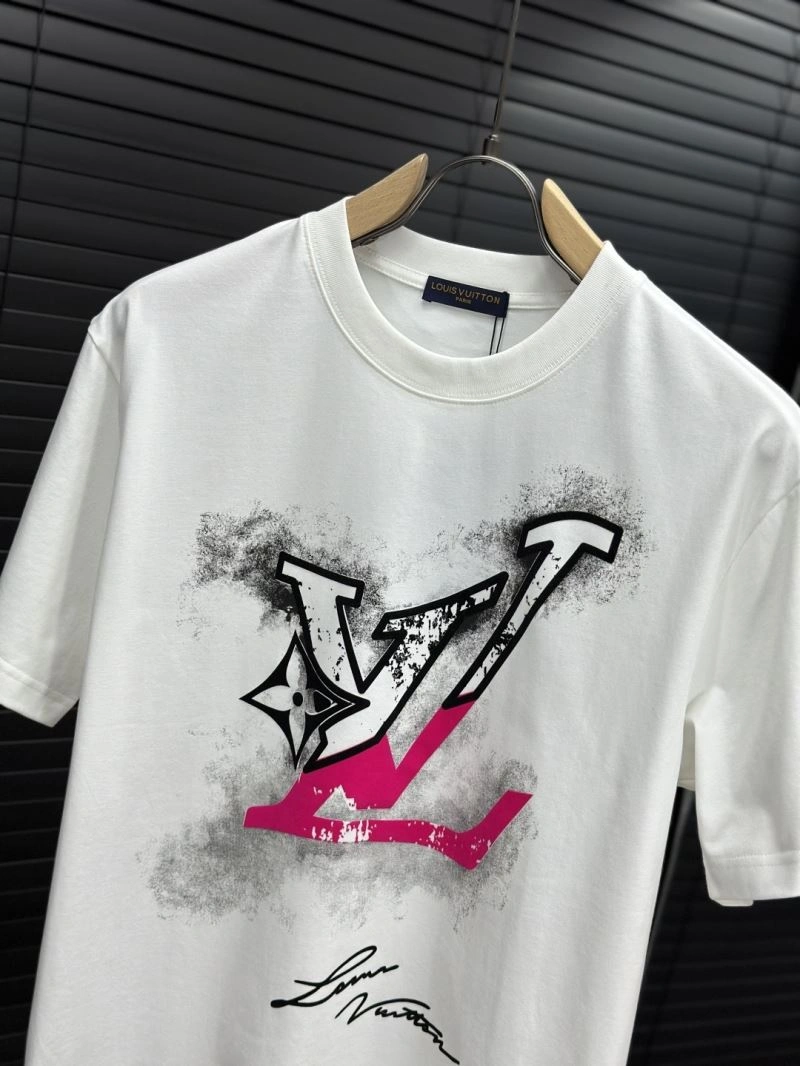 Affordable Louis Vuitton T-Shirts 134253