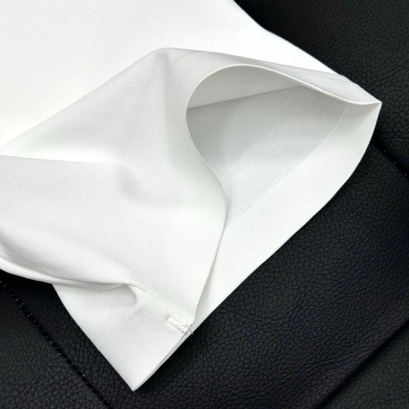 Snug Louis Vuitton T-Shirts 134266