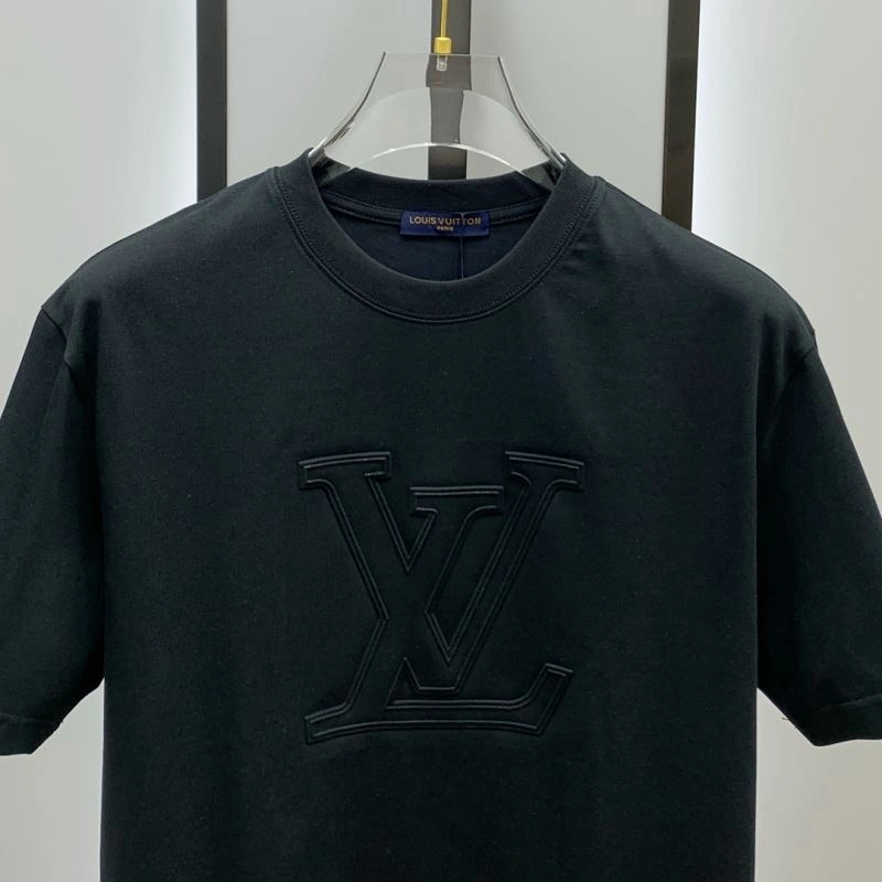 Lightweight Louis Vuitton T-Shirts 134272