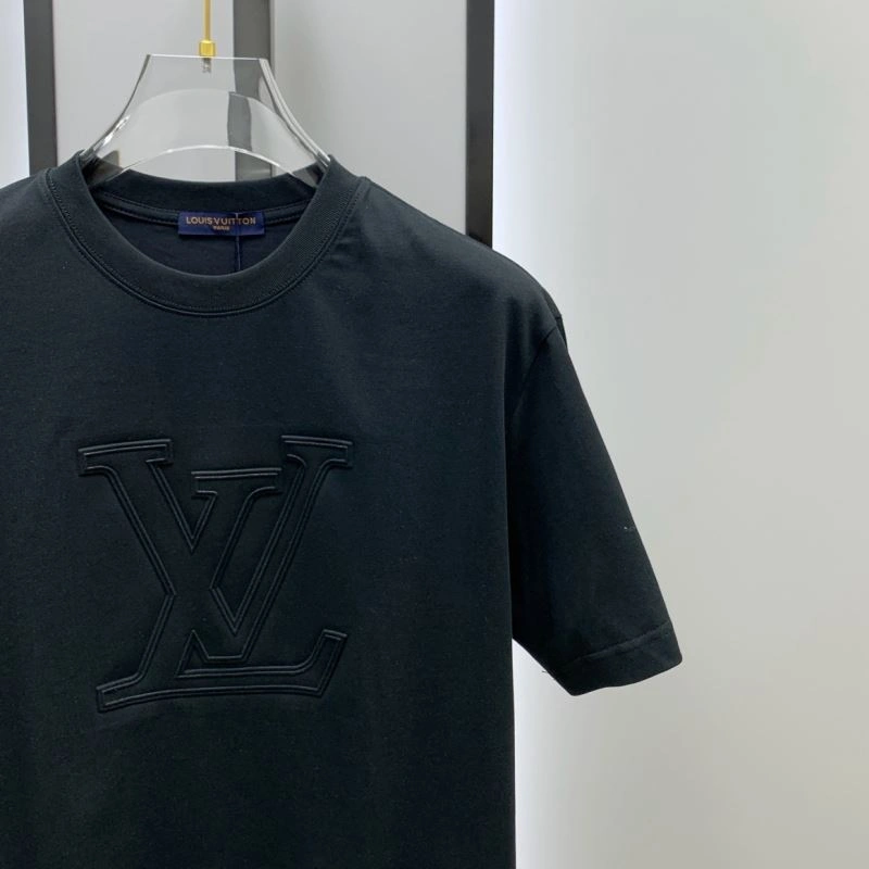 Lightweight Louis Vuitton T-Shirts 134272