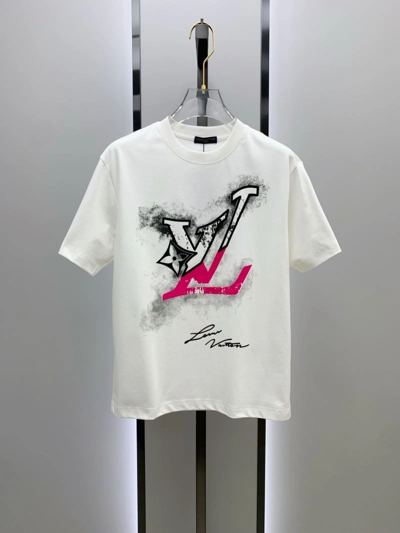Vibrant Louis Vuitton T-Shirts 134259