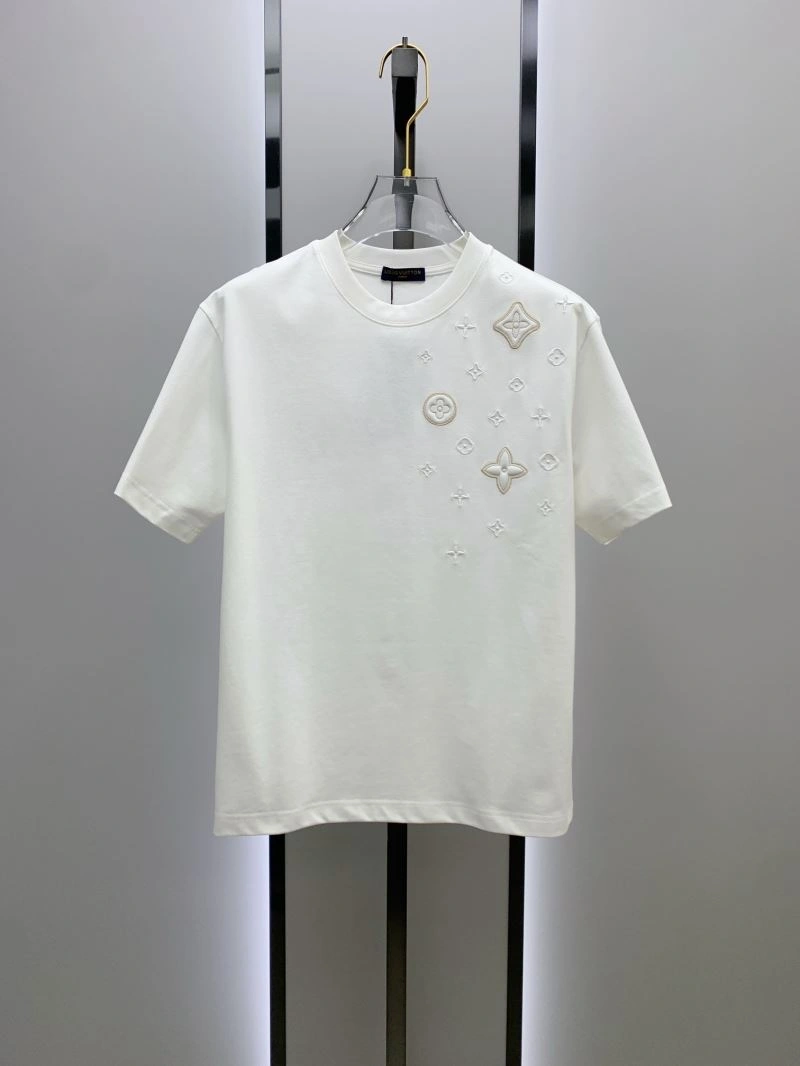 Louis Vuitton T-Shirts FashionForward 134251